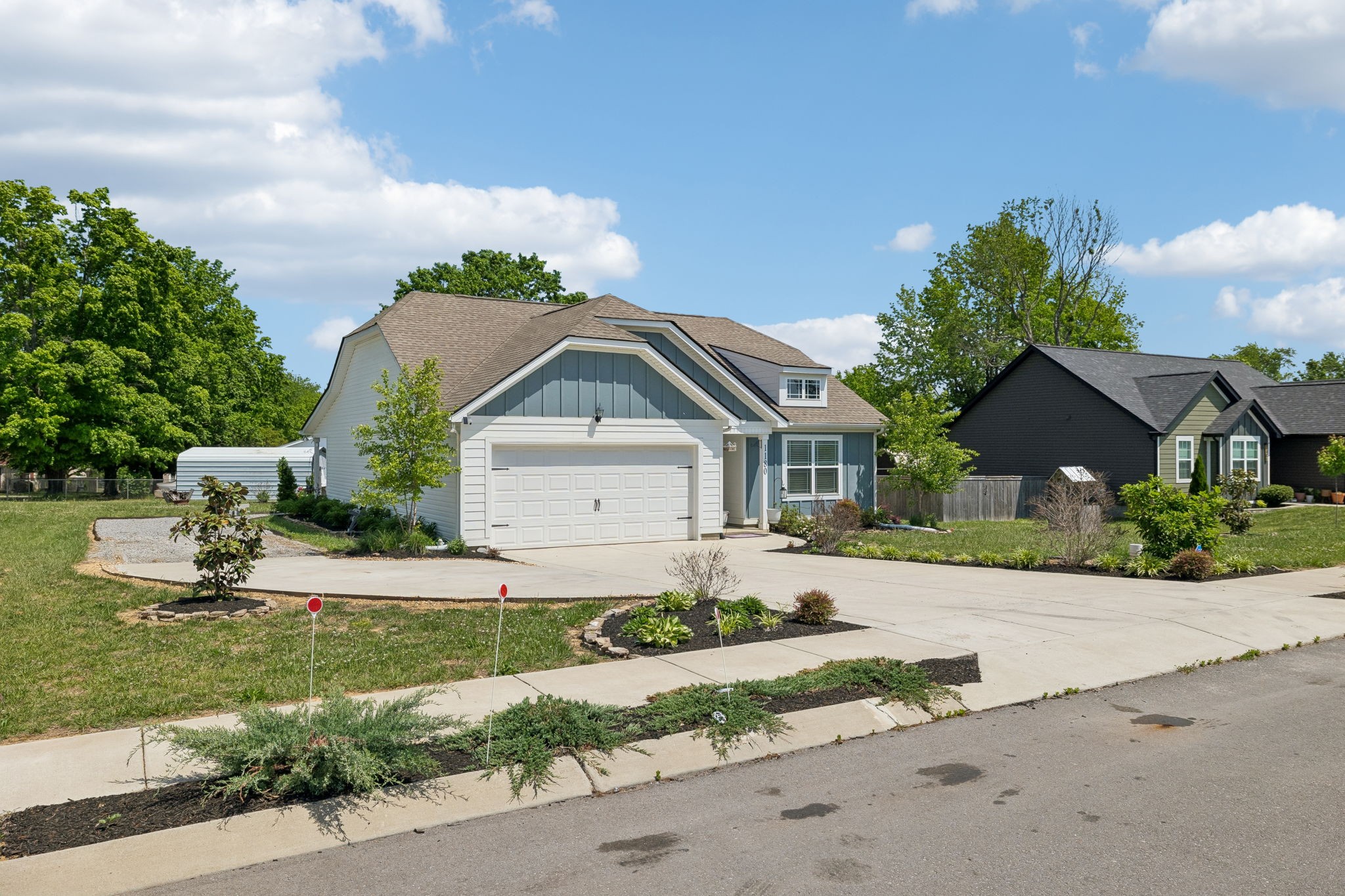 1180 Shaylee Drive Springfield, TN 37172 - Photo 4 of 46 a front view of a house with a yard