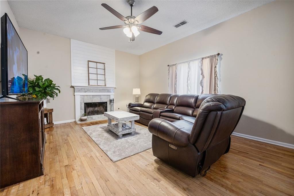 1880 Rocksram Drive Buford, GA 30519 - Photo 12 of 40