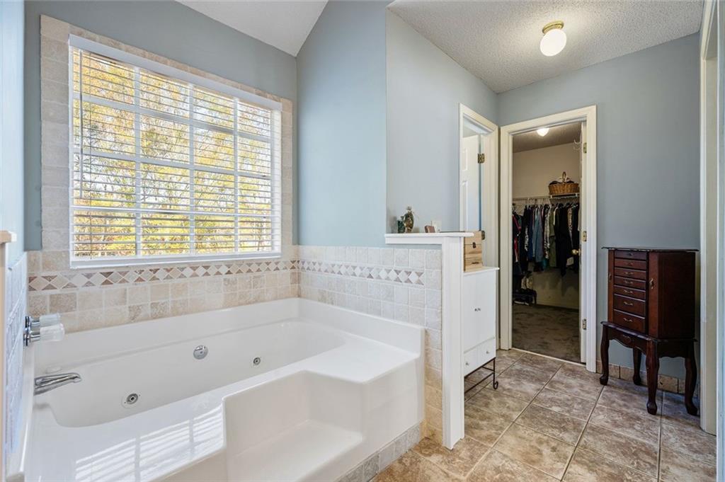 1880 Rocksram Drive Buford, GA 30519 - Photo 19 of 40