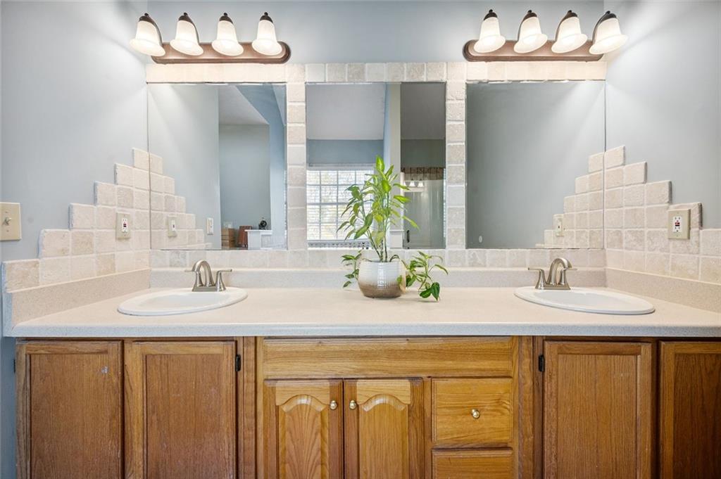 1880 Rocksram Drive Buford, GA 30519 - Photo 20 of 40