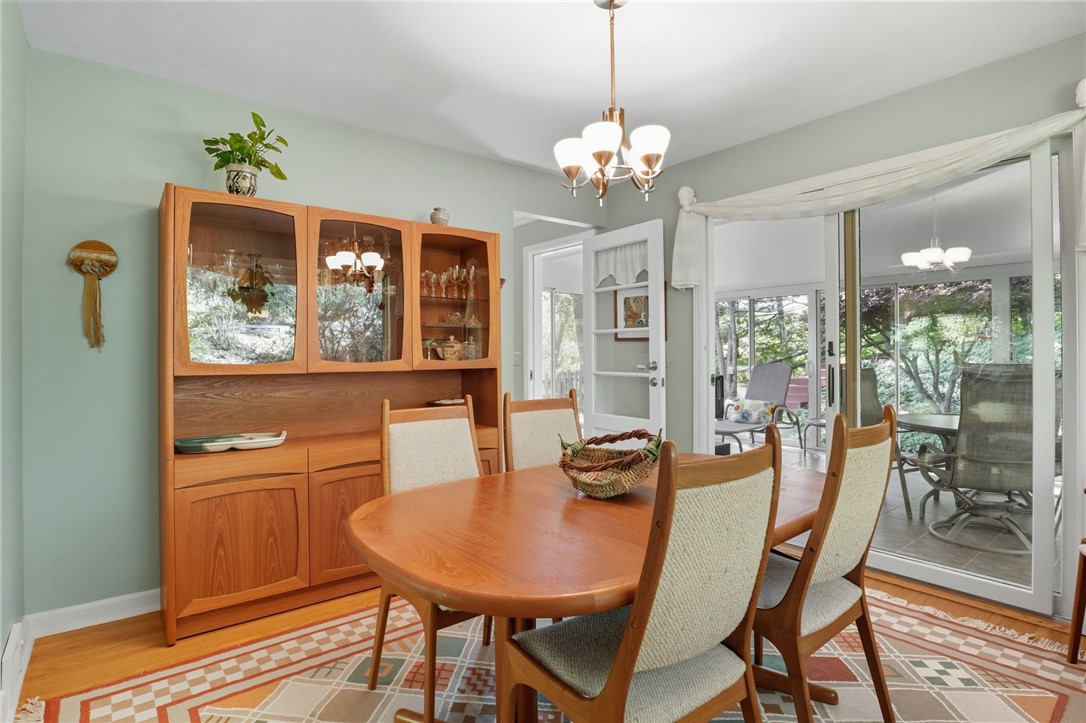 41 Burrows Hills Drive Rochester, NY 14625 - Photo 14 of 44