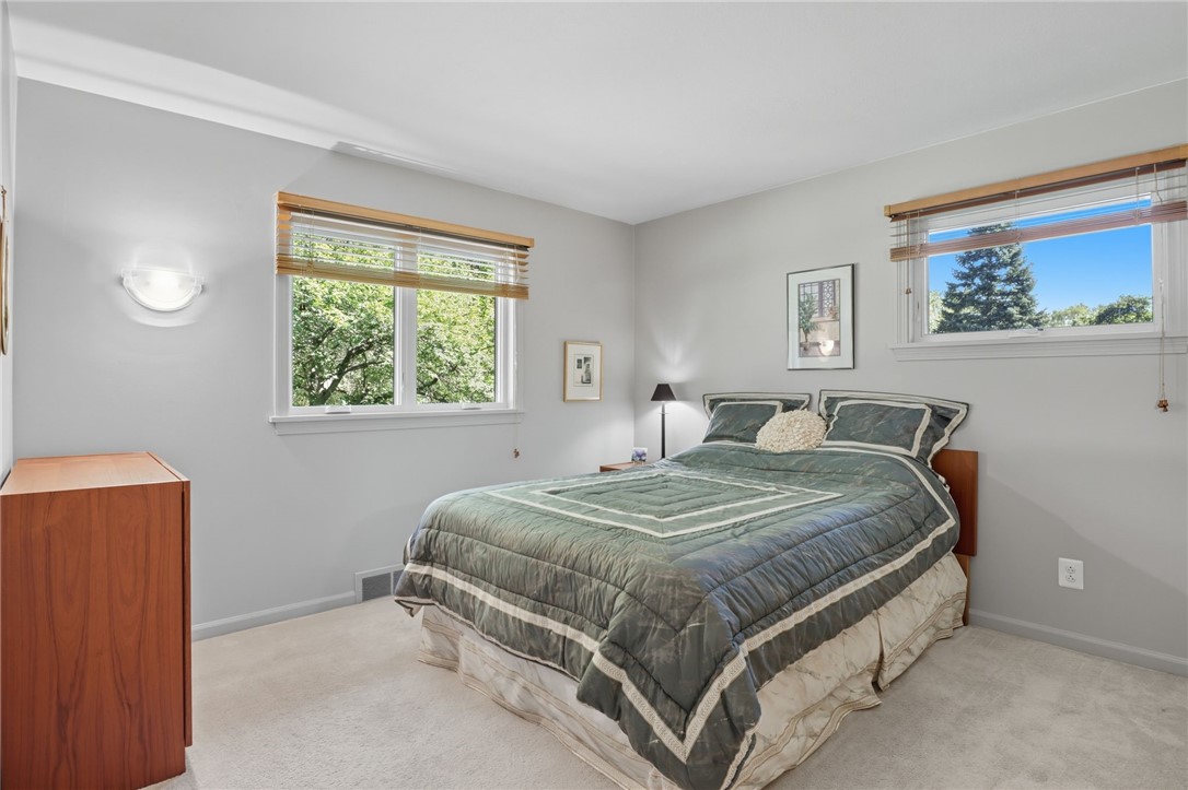 41 Burrows Hills Drive Rochester, NY 14625 - Photo 21 of 44