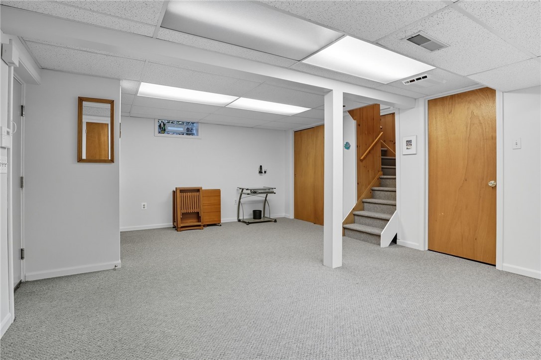 41 Burrows Hills Drive Rochester, NY 14625 - Photo 27 of 44