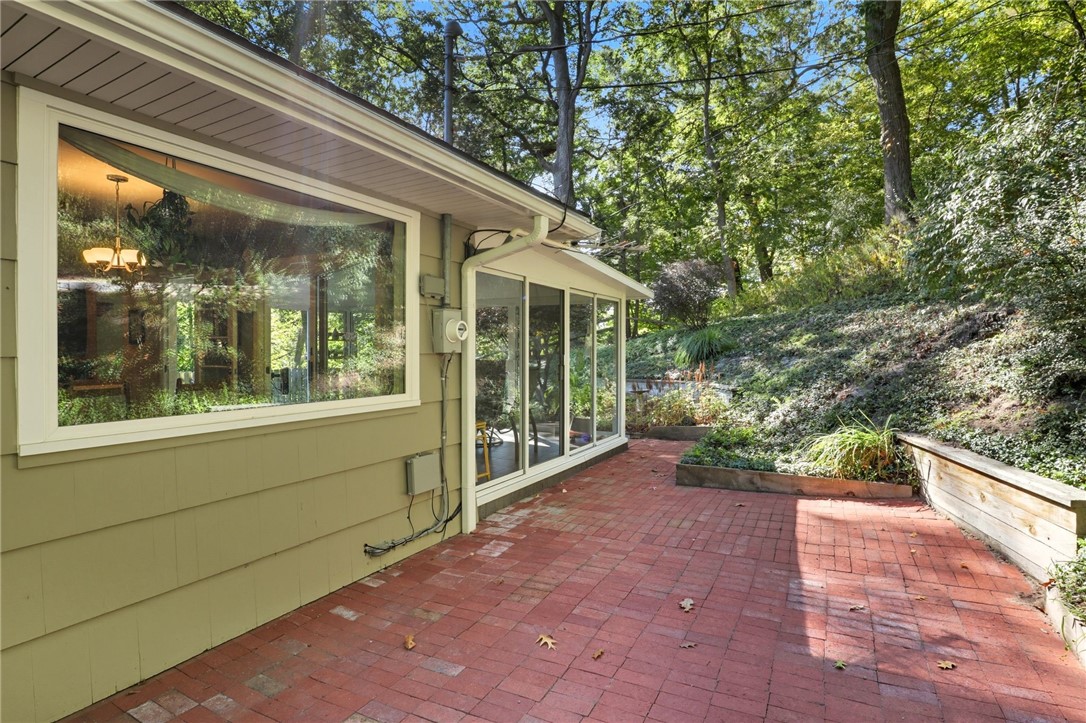 41 Burrows Hills Drive Rochester, NY 14625 - Photo 32 of 44