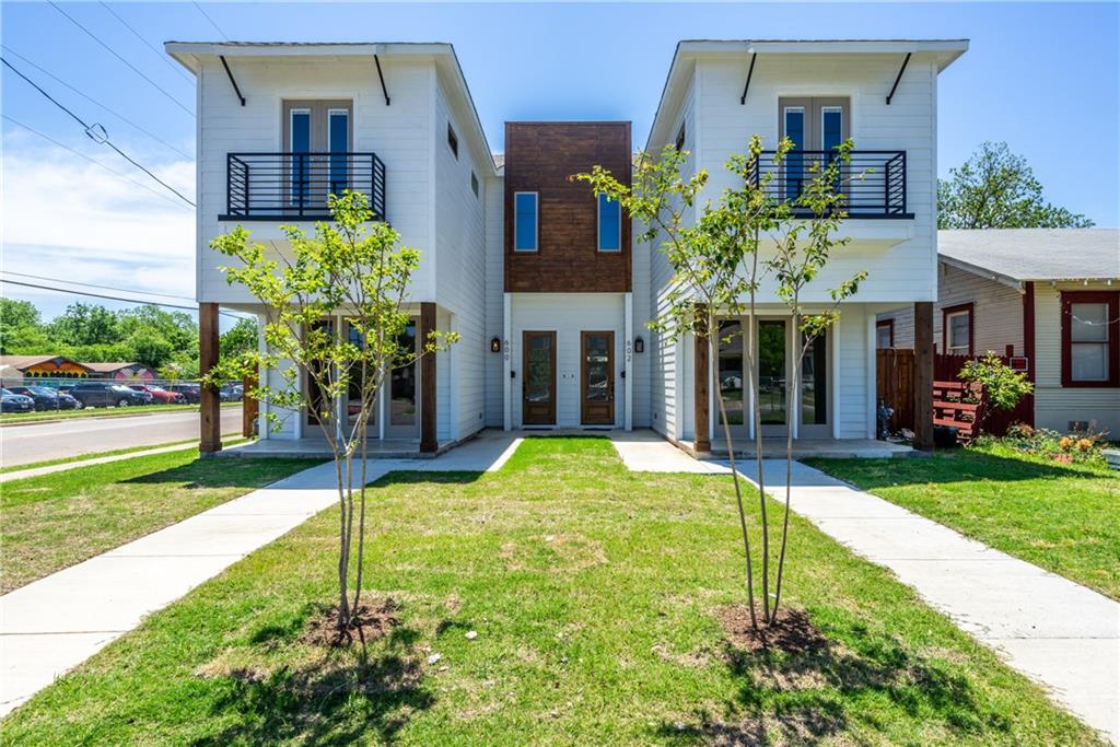 600 Melba Street Dallas, TX 75208 - Photo 1 of 1