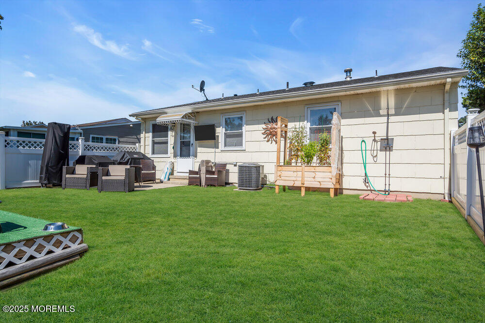 37 Carlisle Road Toms River, NJ 08757 - Photo 20 of 40 035_dsc05887-1_649