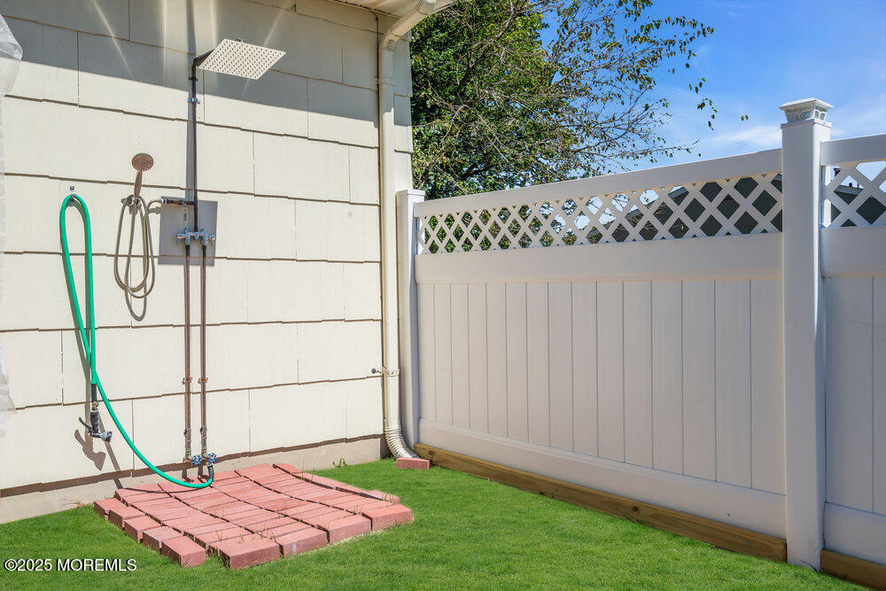 37 Carlisle Road Toms River, NJ 08757 - Photo 34 of 40 036_dsc05892-1_460