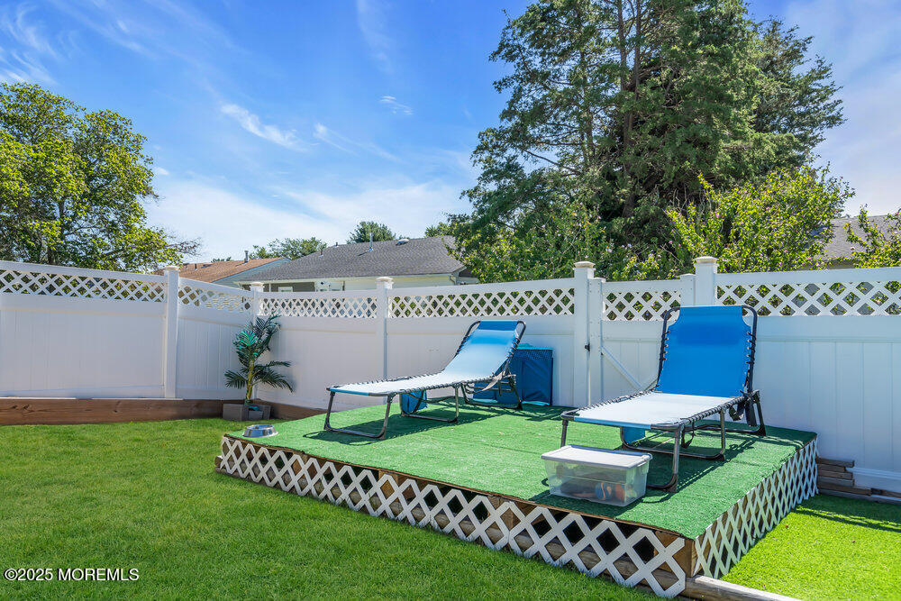 37 Carlisle Road Toms River, NJ 08757 - Photo 36 of 40 039_dsc05907-1_987