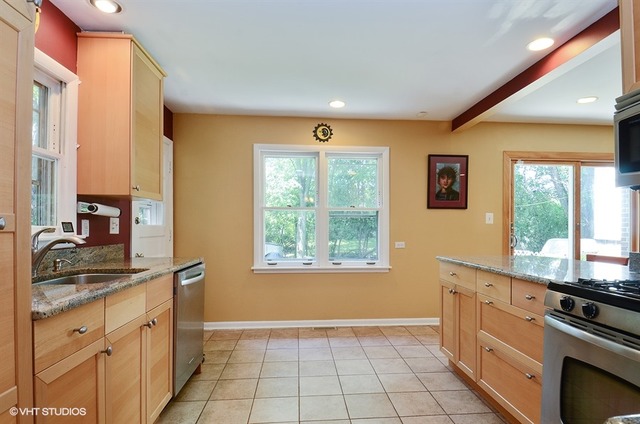 626 Sumac Road Highland Park, IL 60035 - Photo 6 of 15
