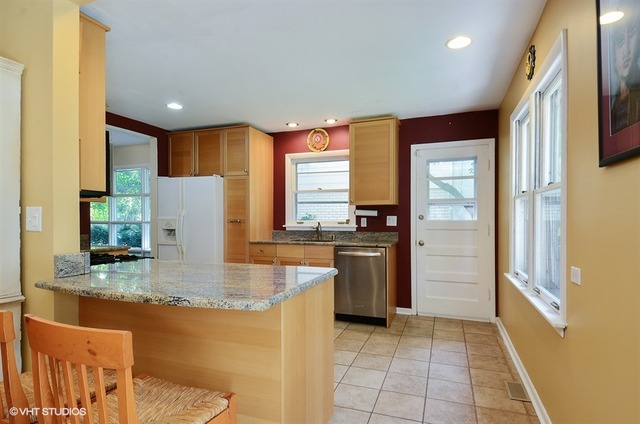 626 Sumac Road Highland Park, IL 60035 - Photo 7 of 15
