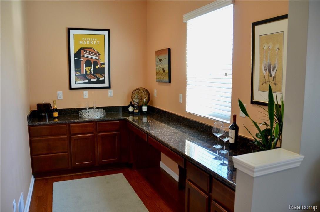 7026 Oakhurst Ridge Road Clarkston, MI 48348 - Photo 12 of 30 Great 2nd office/homework roomor planning center