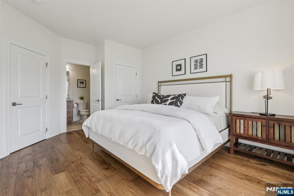 22 Woodmere Road Upper Saddle River, NJ 07458 - Photo 14 of 40