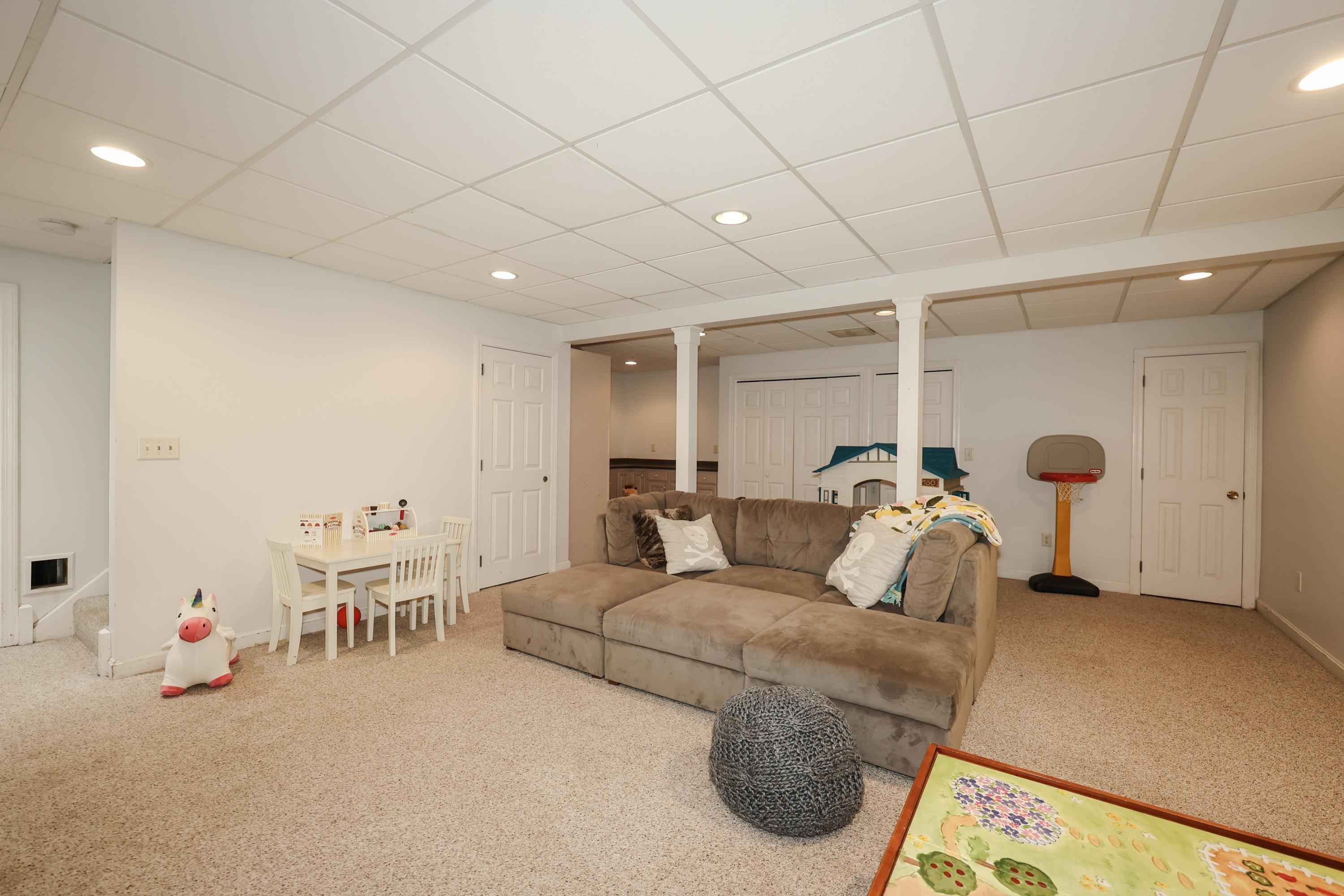 41 Sargent Road Hollis, NH 03049 - Photo 18 of 29