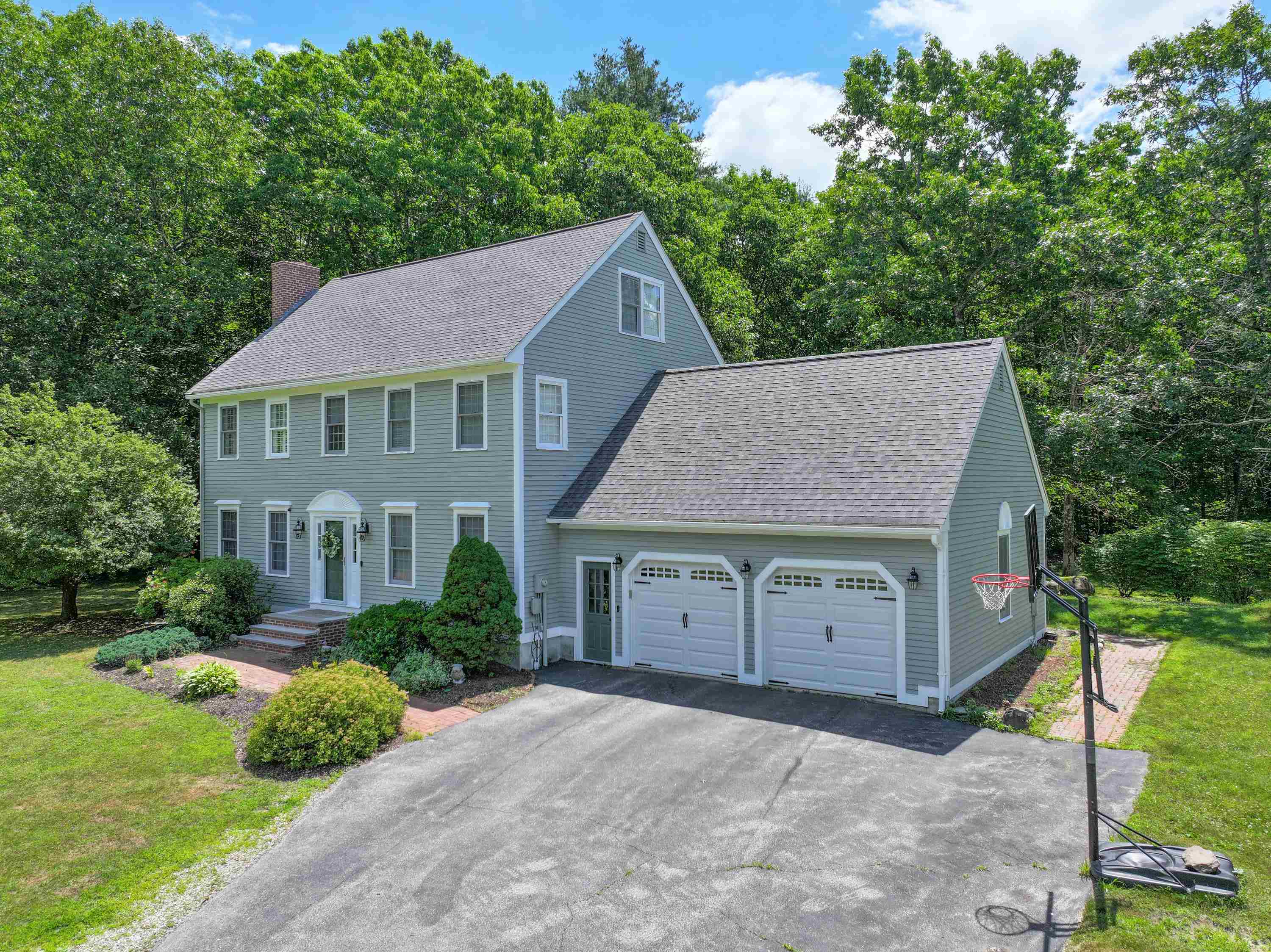 41 Sargent Road Hollis, NH 03049 - Photo 2 of 29