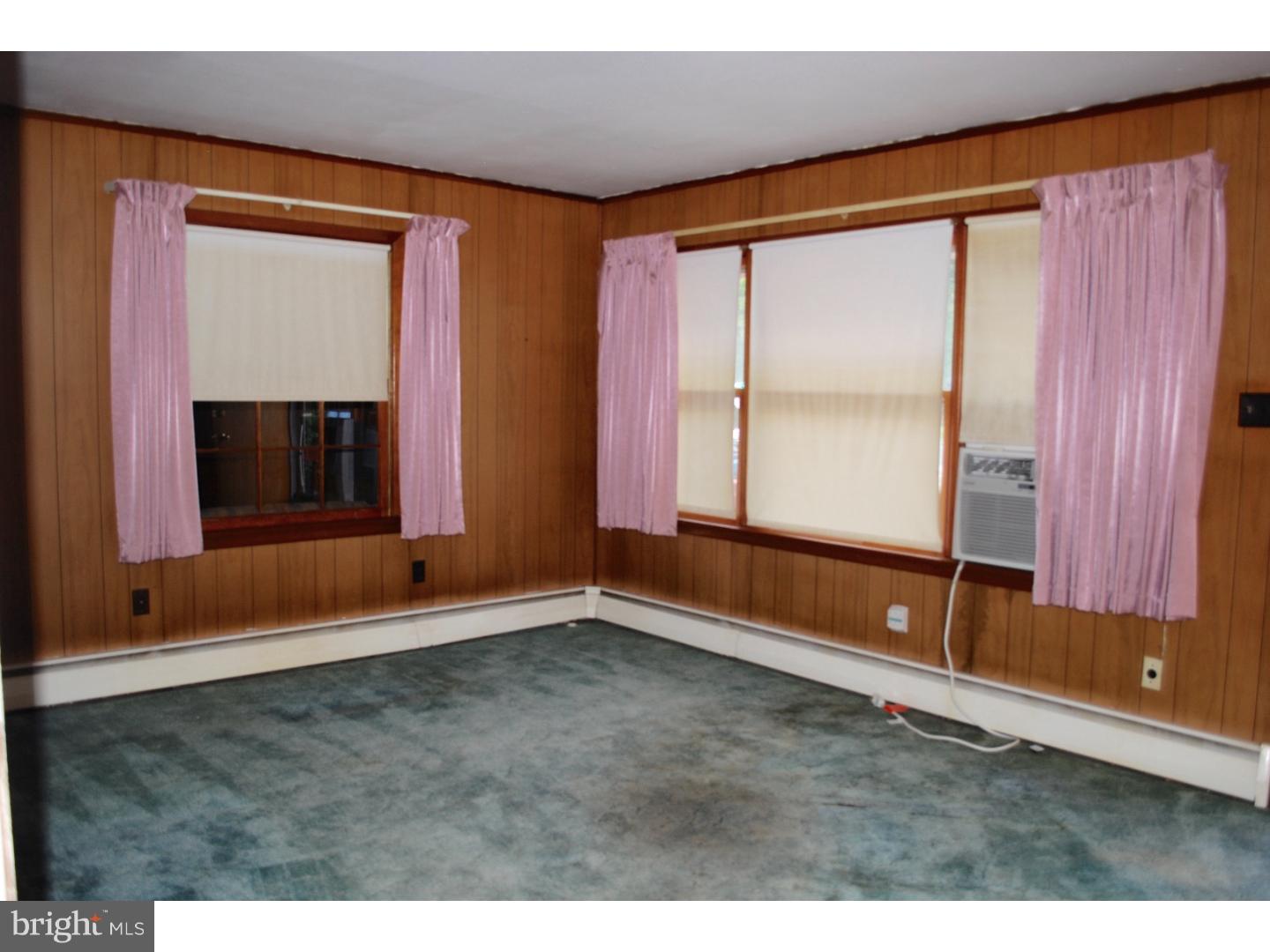 2174 Porter Road Bear, DE 19701 - Photo 3 of 22 Living Room