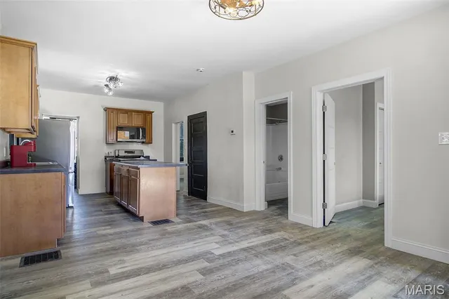 $250,000 | 2821 Edwards Street, Granite City, IL 62040