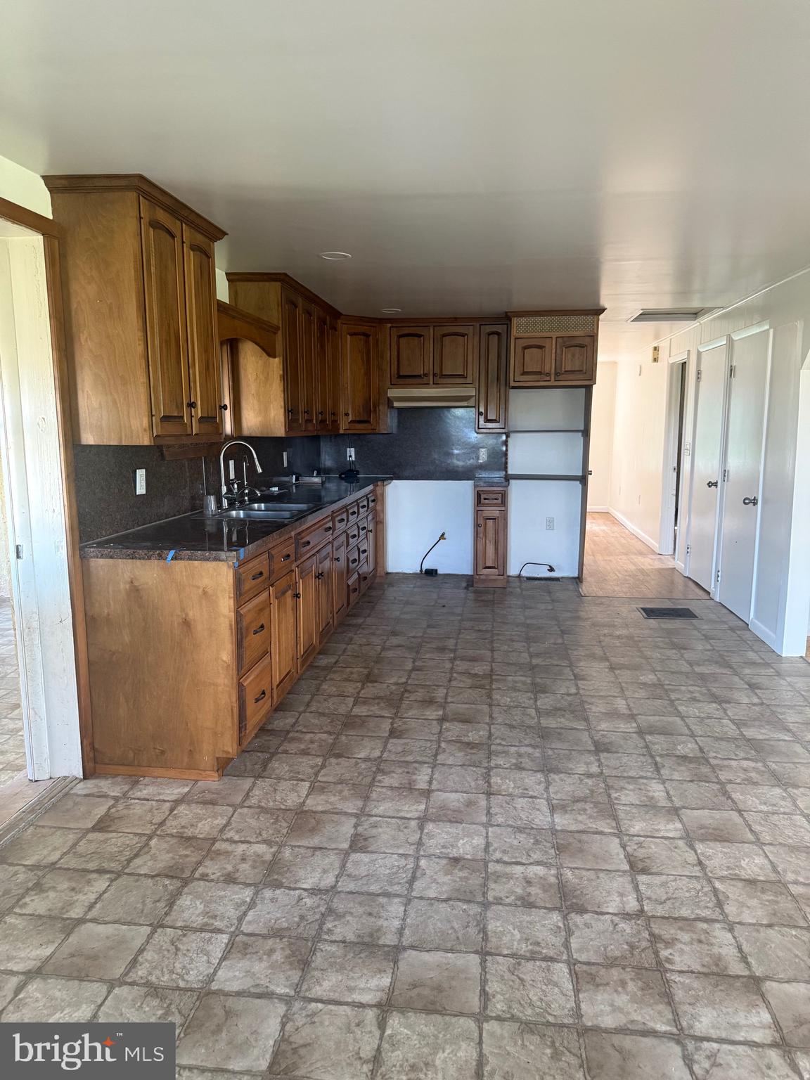 413 Goat Hill Road Peach Bottom, PA 17563 - Photo 4 of 19