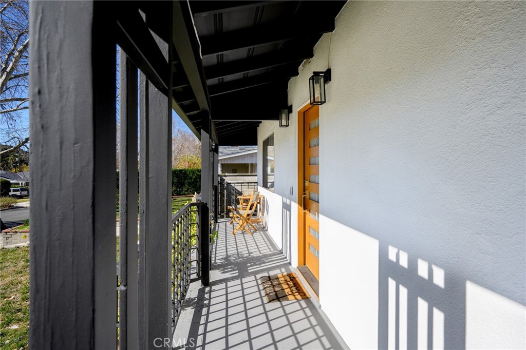 6625 Shadygrove Street Tujunga, CA 91042 - Photo 3 of 25 a view of a balcony