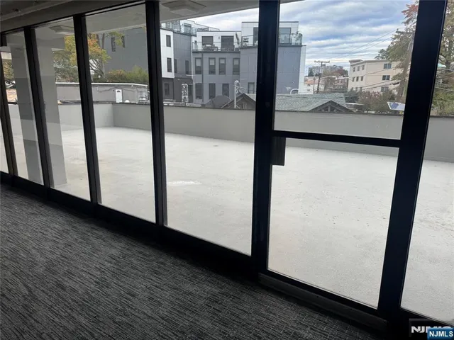 $285,000 | 555 Gorge Road, Unit 2E, Cliffside Park, NJ 07010