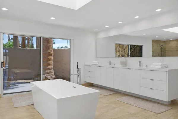 $4,300,000 | 40231 Club View Drive, Rancho Mirage, CA 92270