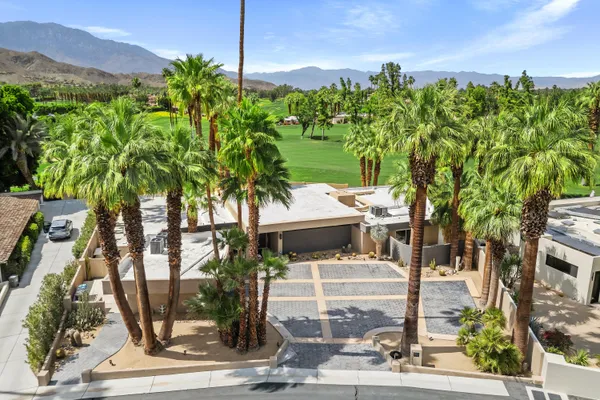 $4,300,000 | 40231 Club View Drive, Rancho Mirage, CA 92270