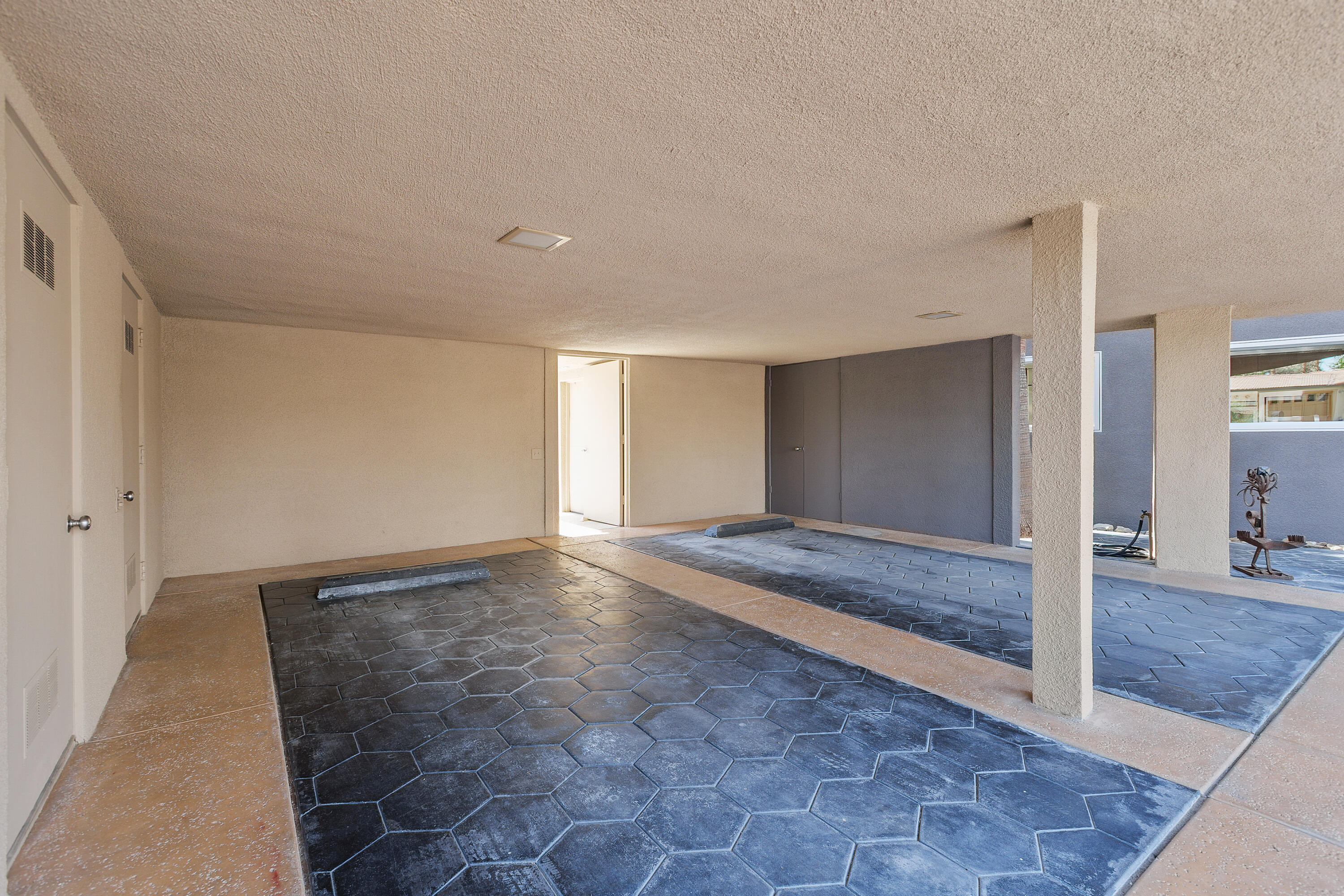 40231 Club View Drive Rancho Mirage, CA 92270 - Photo 49 of 53 a view of an empty room