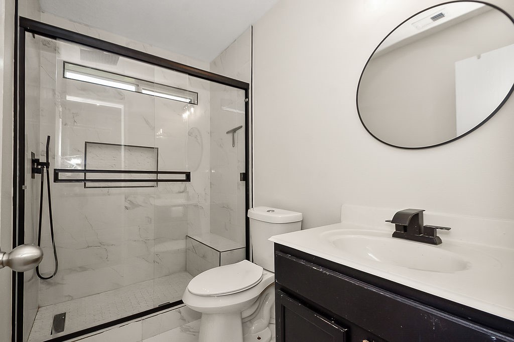 1014 Vernage Road Houston, TX 77047 - Photo 14 of 19 Gallery Image 14