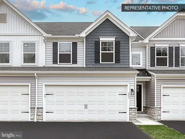 $399,990 | 2125 Hampden Court, Enola, PA 17025