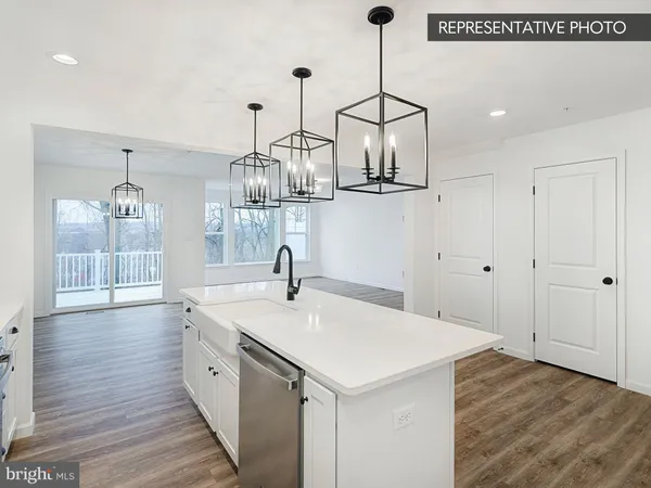 $399,990 | 2125 Hampden Court, Enola, PA 17025