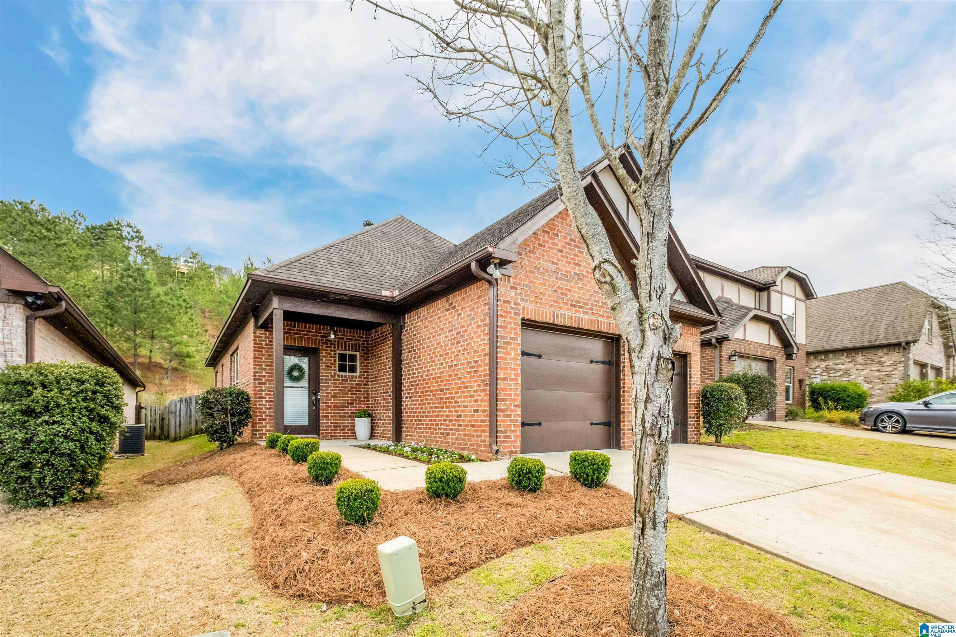 5724 Park Side Road Birmingham, AL 35244 - Photo 2 of 31