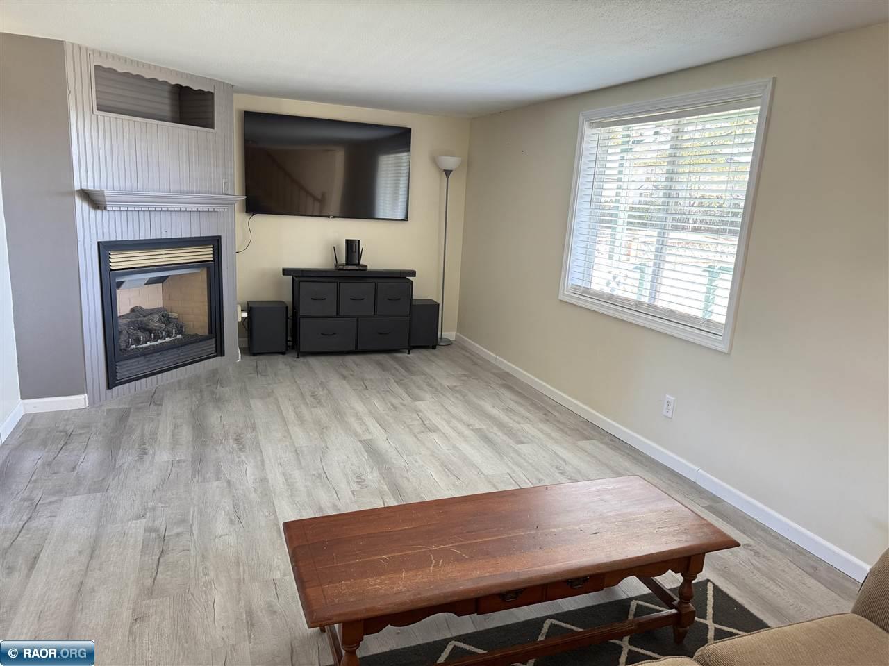 504 Southwest 5th Street Chisholm, MN 55719 - Photo 2 of 23