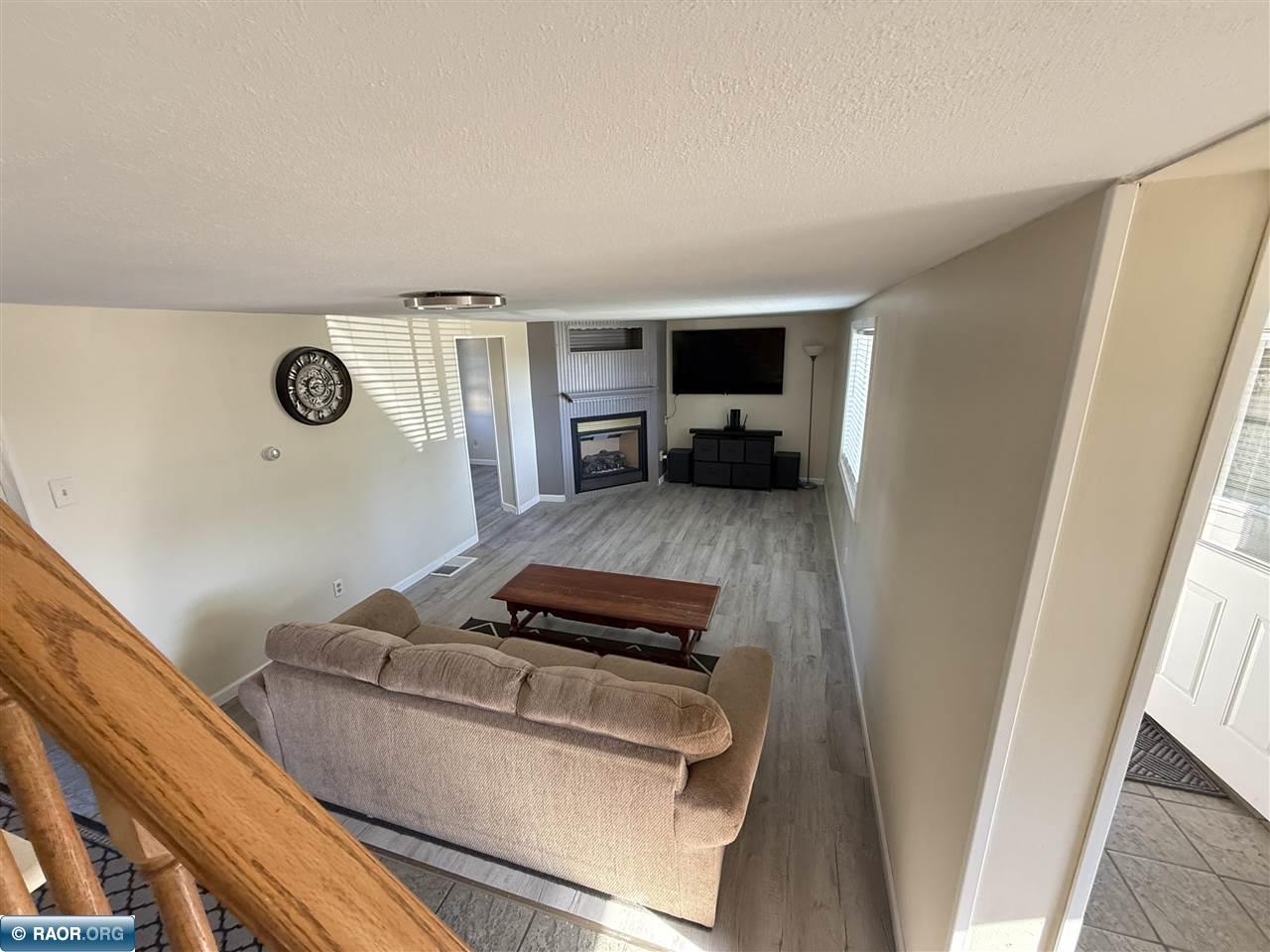 504 Southwest 5th Street Chisholm, MN 55719 - Photo 5 of 23
