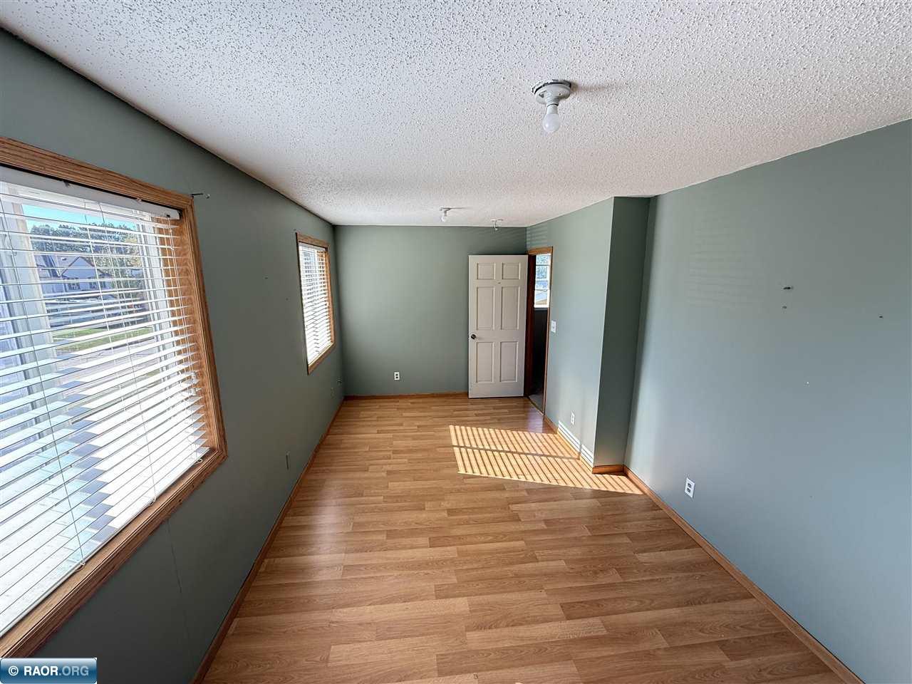504 Southwest 5th Street Chisholm, MN 55719 - Photo 9 of 23