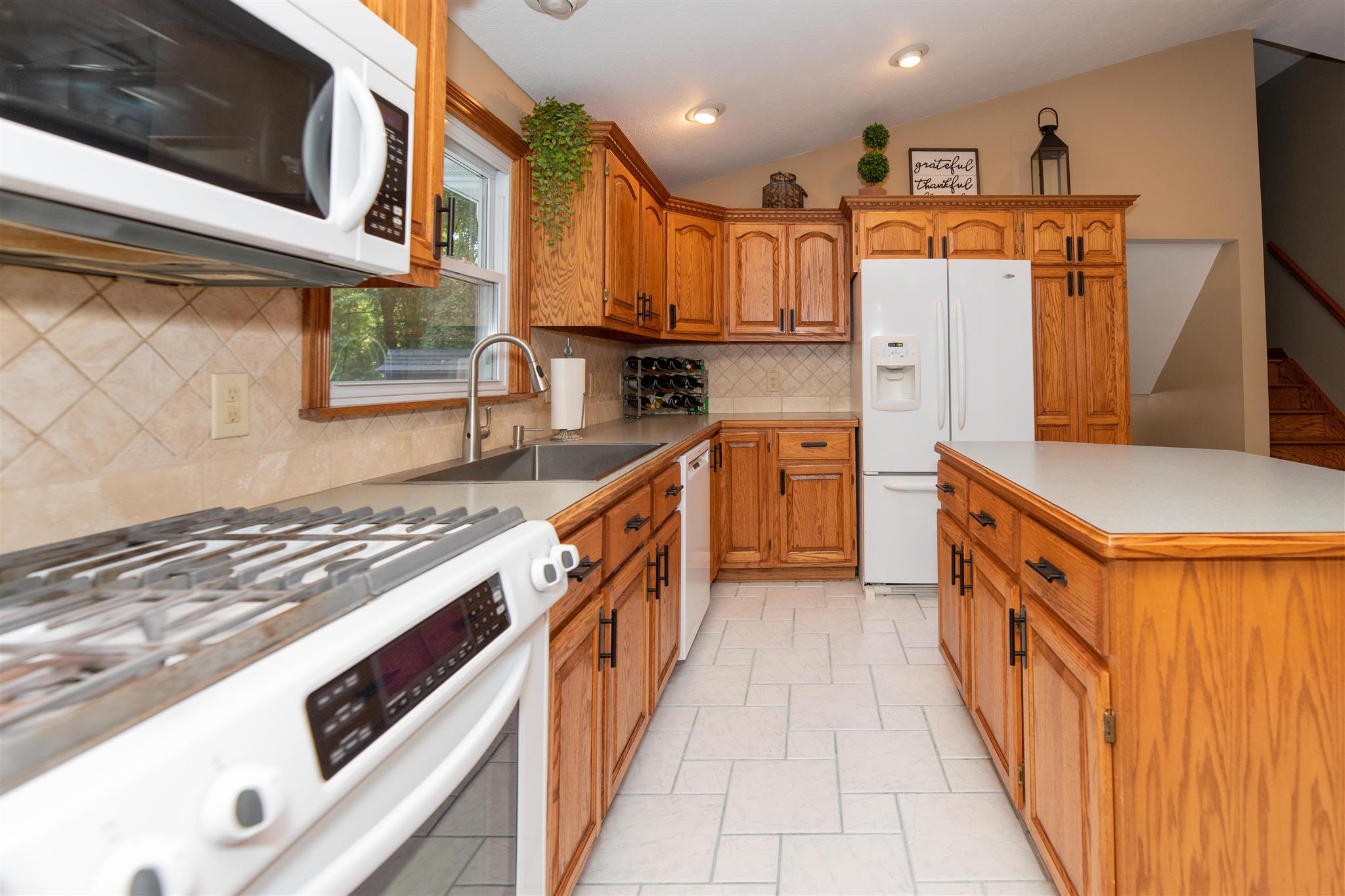 51450 Cherry Road Granger, IN 46530 - Photo 6 of 28