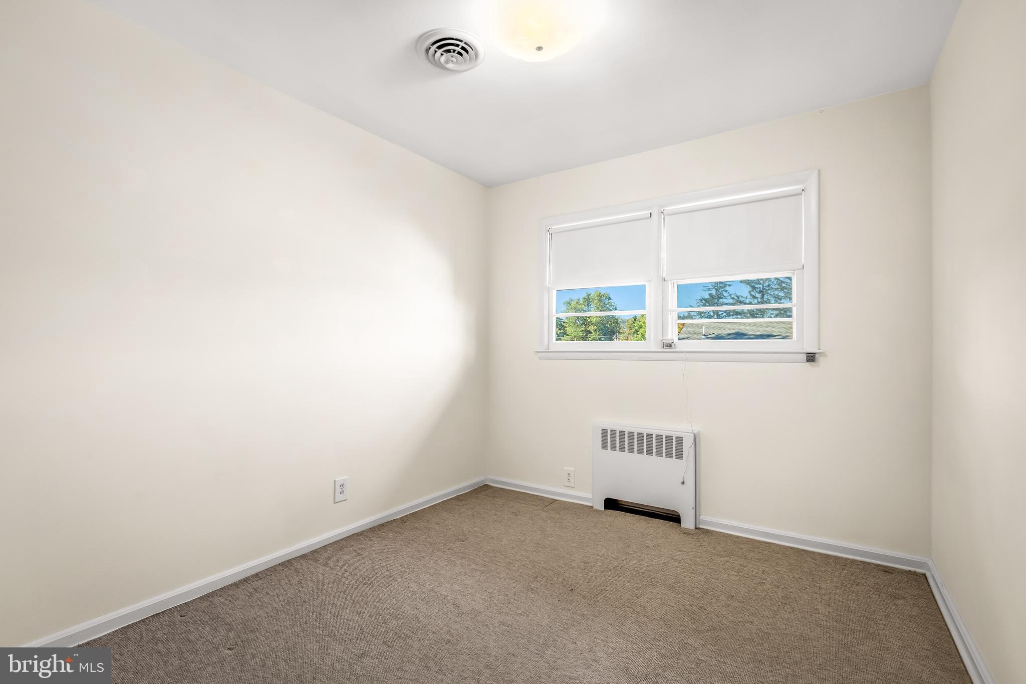 6515 Edenvale Road Baltimore, MD 21209 - Photo 15 of 42