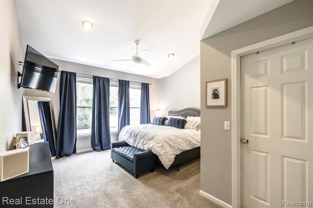74 Eagle Ridge Road Lake Orion, MI 48360 - Photo 20 of 44