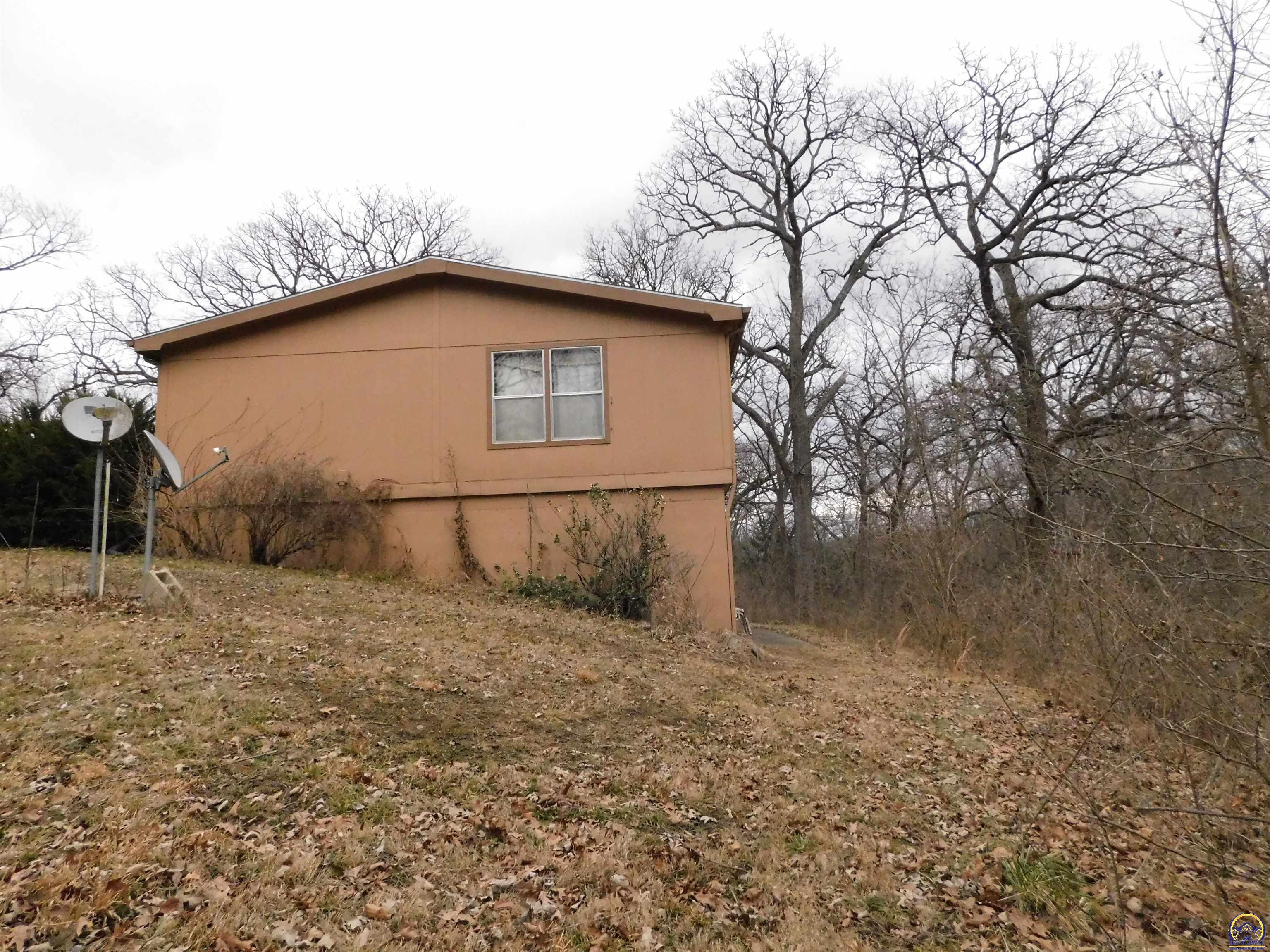 17631 114 Road Hoyt, KS 66440 - Photo 17 of 28