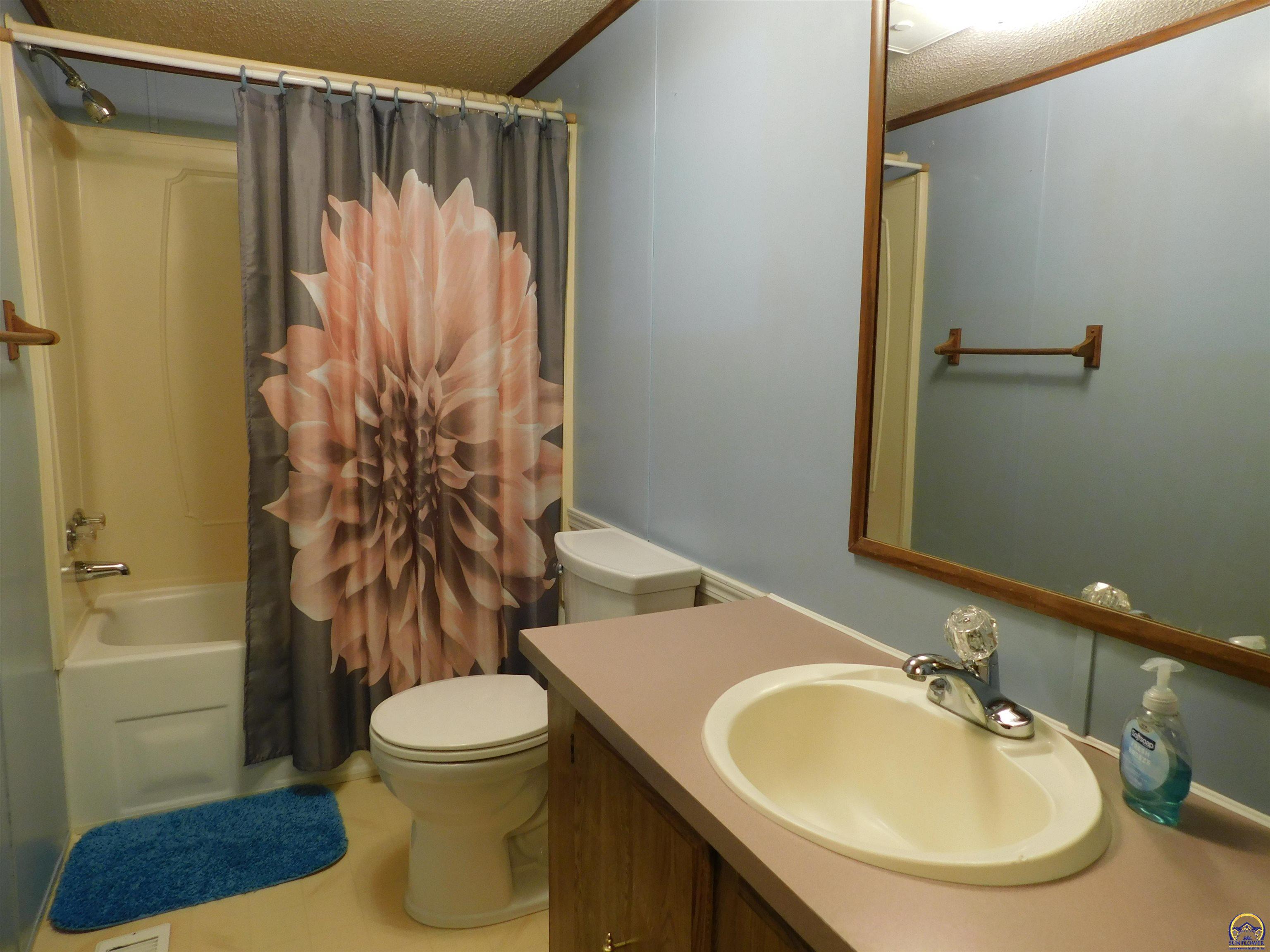 17631 114 Road Hoyt, KS 66440 - Photo 20 of 28