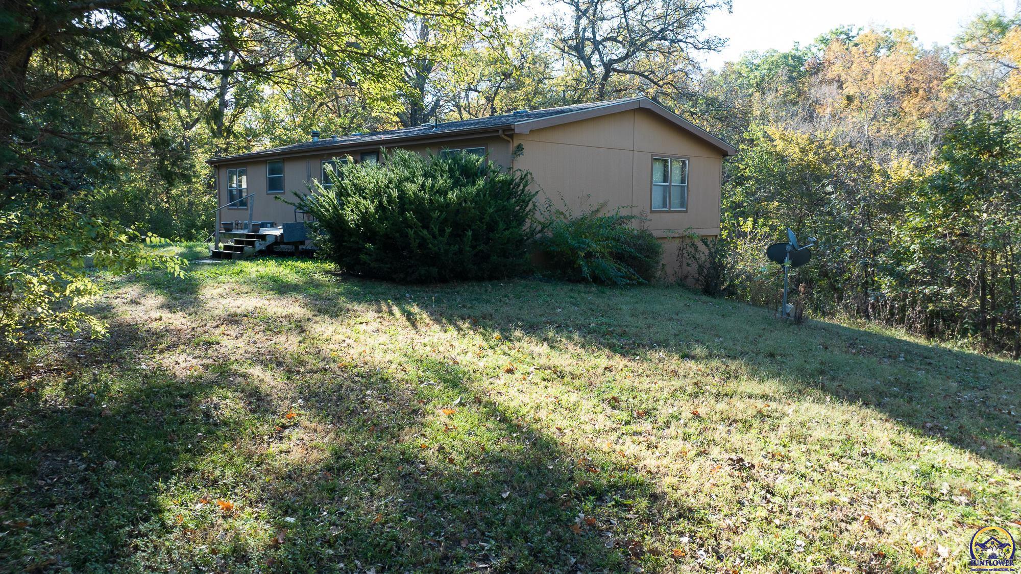 17631 114 Road Hoyt, KS 66440 - Photo 2 of 28