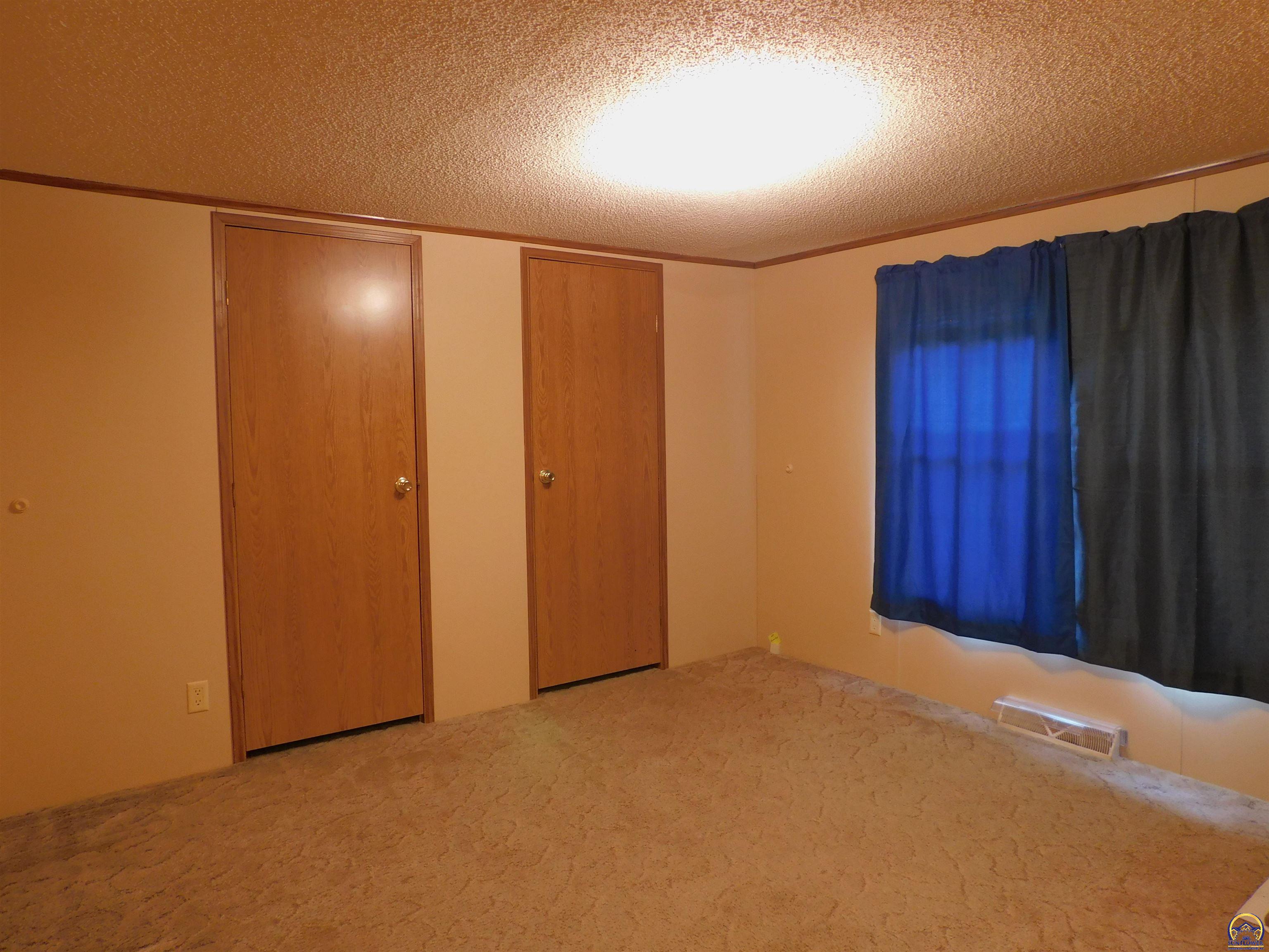 17631 114 Road Hoyt, KS 66440 - Photo 21 of 28