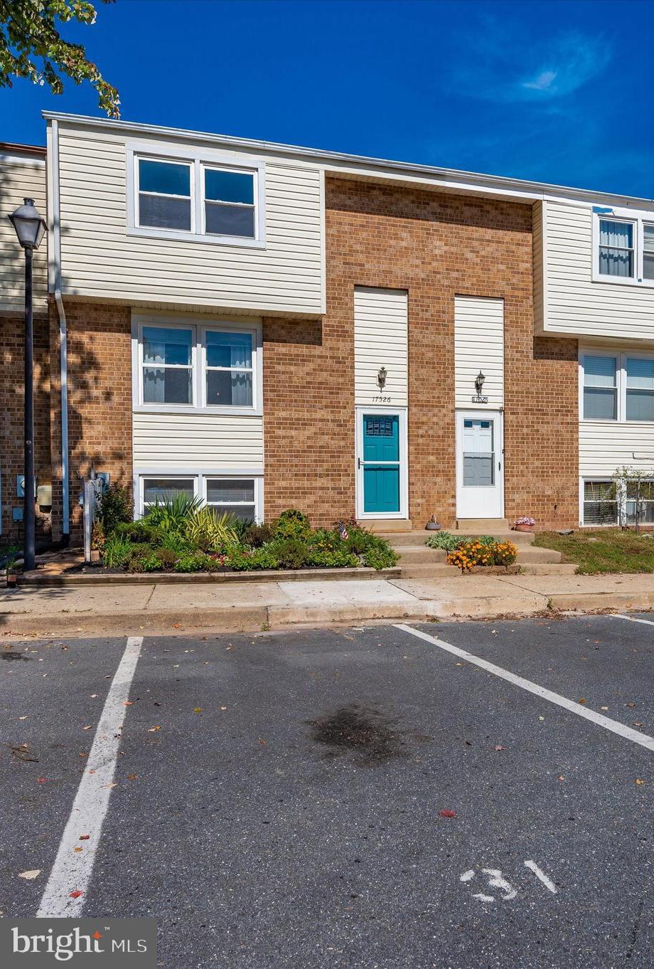 17526 Kohlhoss Road Poolesville, MD 20837 - Photo 4 of 42