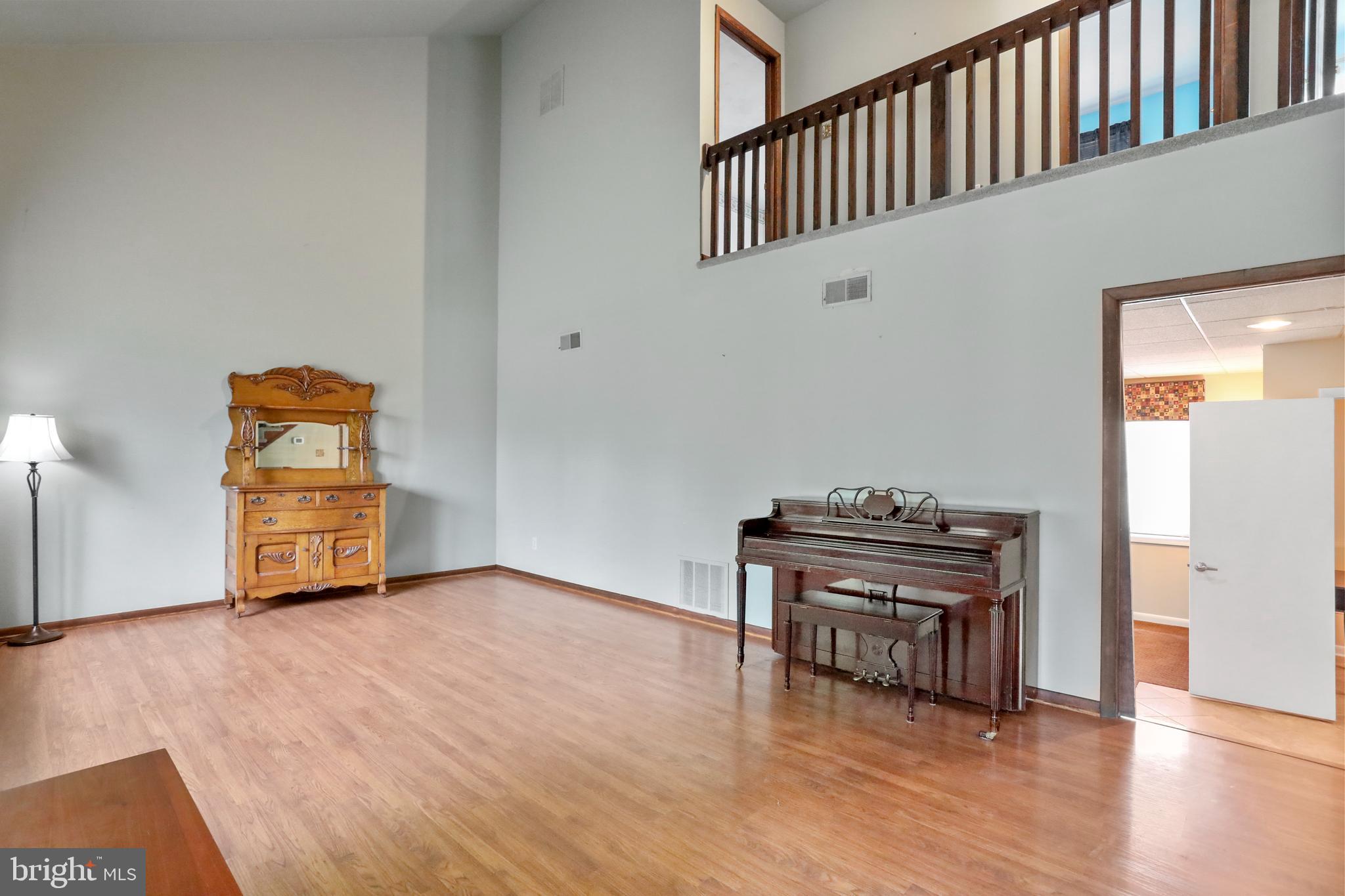 22453 Cave Hill Road Smithsburg, MD 21783 - Photo 6 of 48