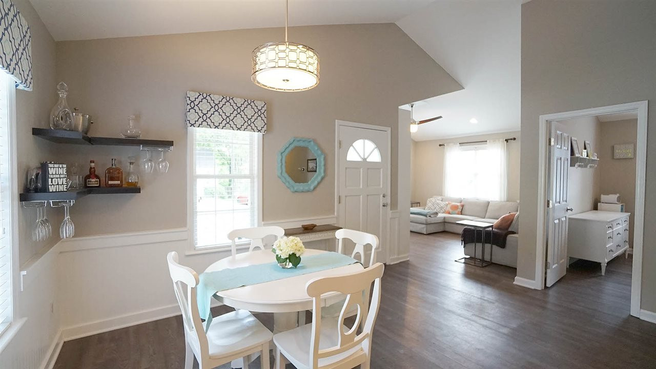 404 Pershing Road Raleigh, NC 27608 - Photo 7 of 25 Dining Area