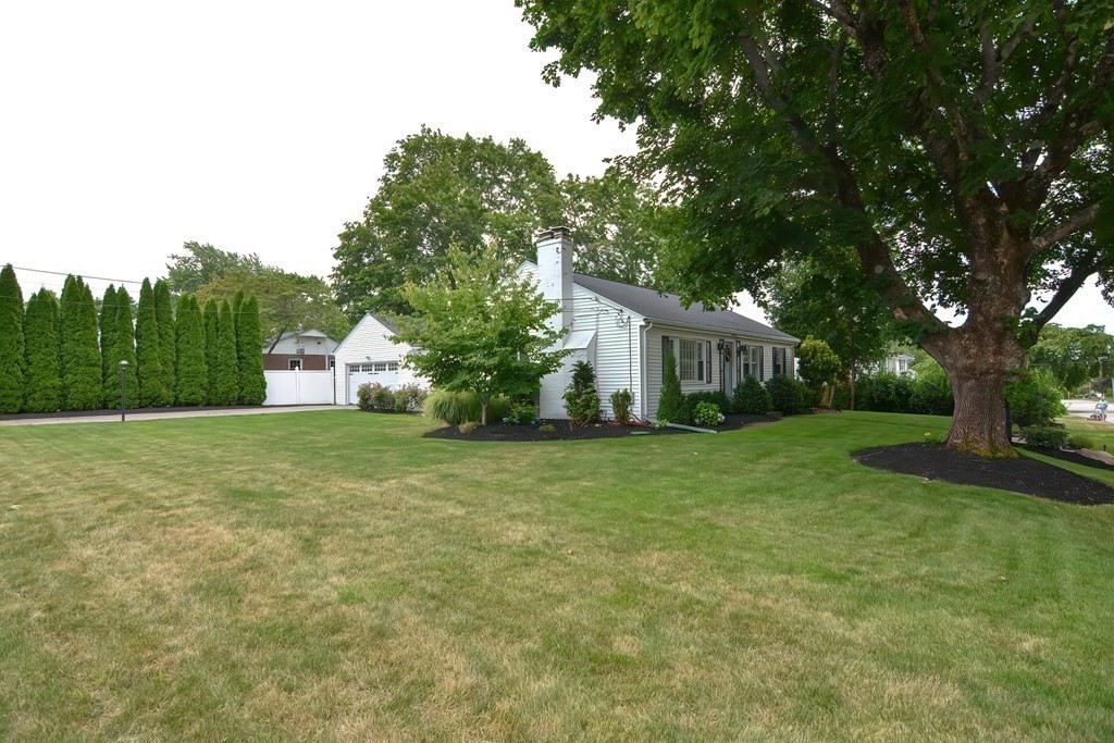 34 New Clark Road Cumberland, RI 02864 - Photo 7 of 38