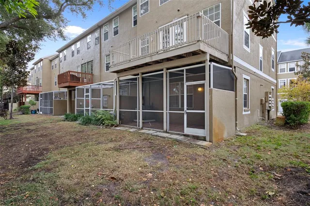 a view of an entrance of the house