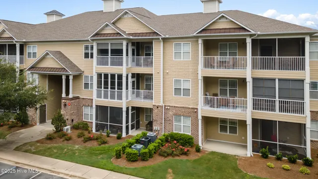 $279,000 | 221 Woodlands Way, Unit 6, Calabash, NC 28467