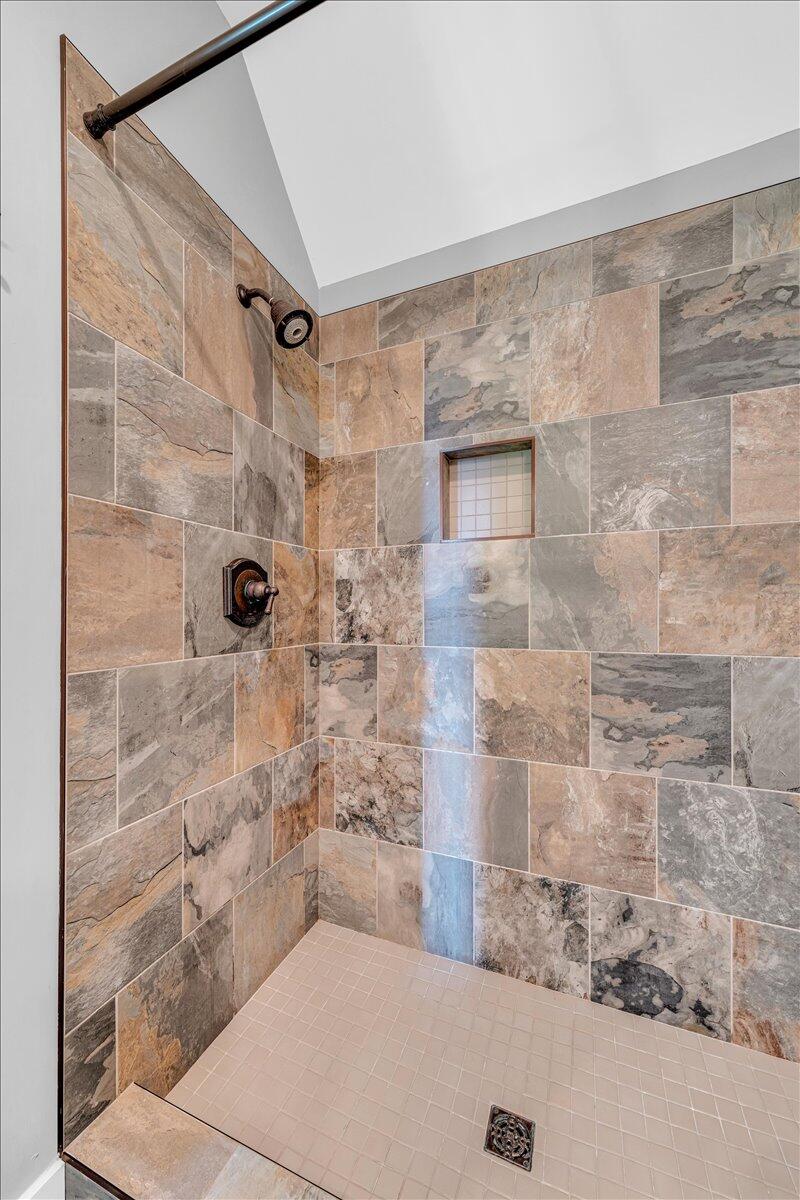 220 Bear Crawl Road, Unit RB 28 Jasper, TN 37347 - Photo 43 of 102 37-BOX02169