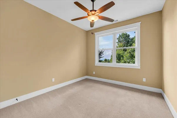 $675,000 | 220 Bear Crawl Road, Unit RB 28, Jasper, TN 37347