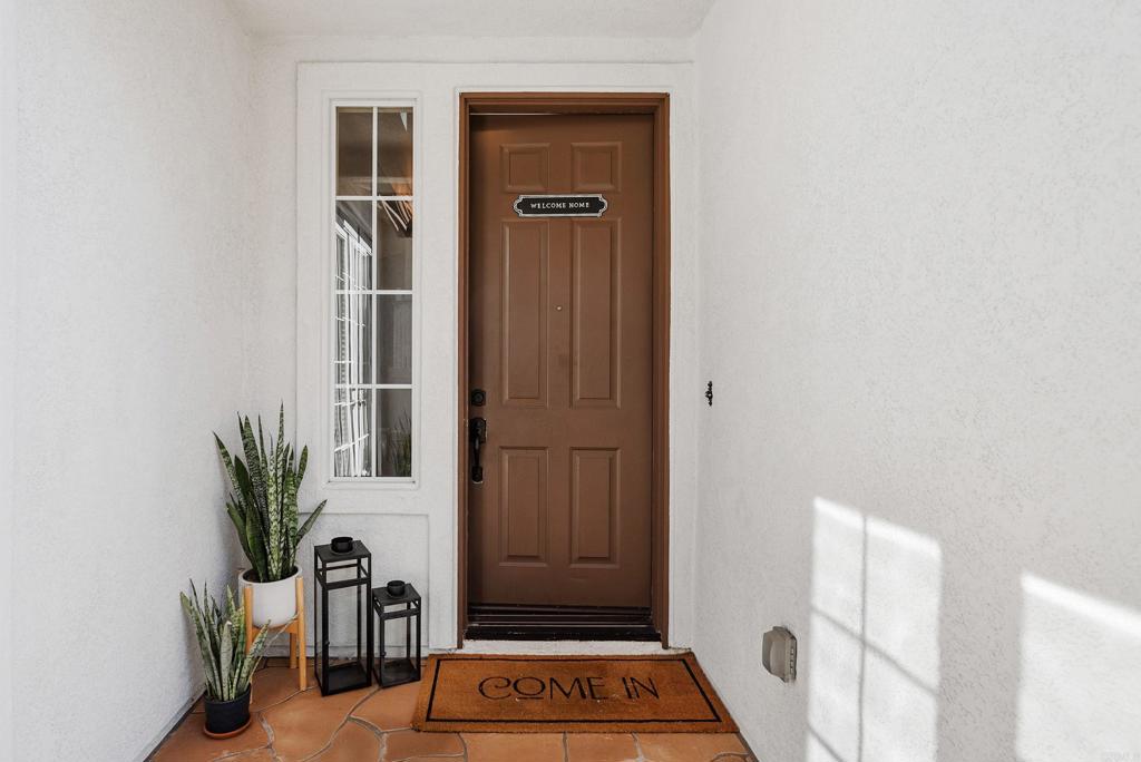 561 Chesterfield Circle San Marcos, CA 92069 - Photo 38 of 70 Front Door