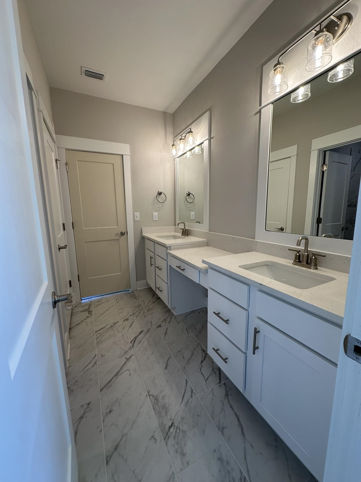 23582 Travis Stock Street, Unit 48 Foley, AL 36535 - Photo 21 of 51 Bathroom
